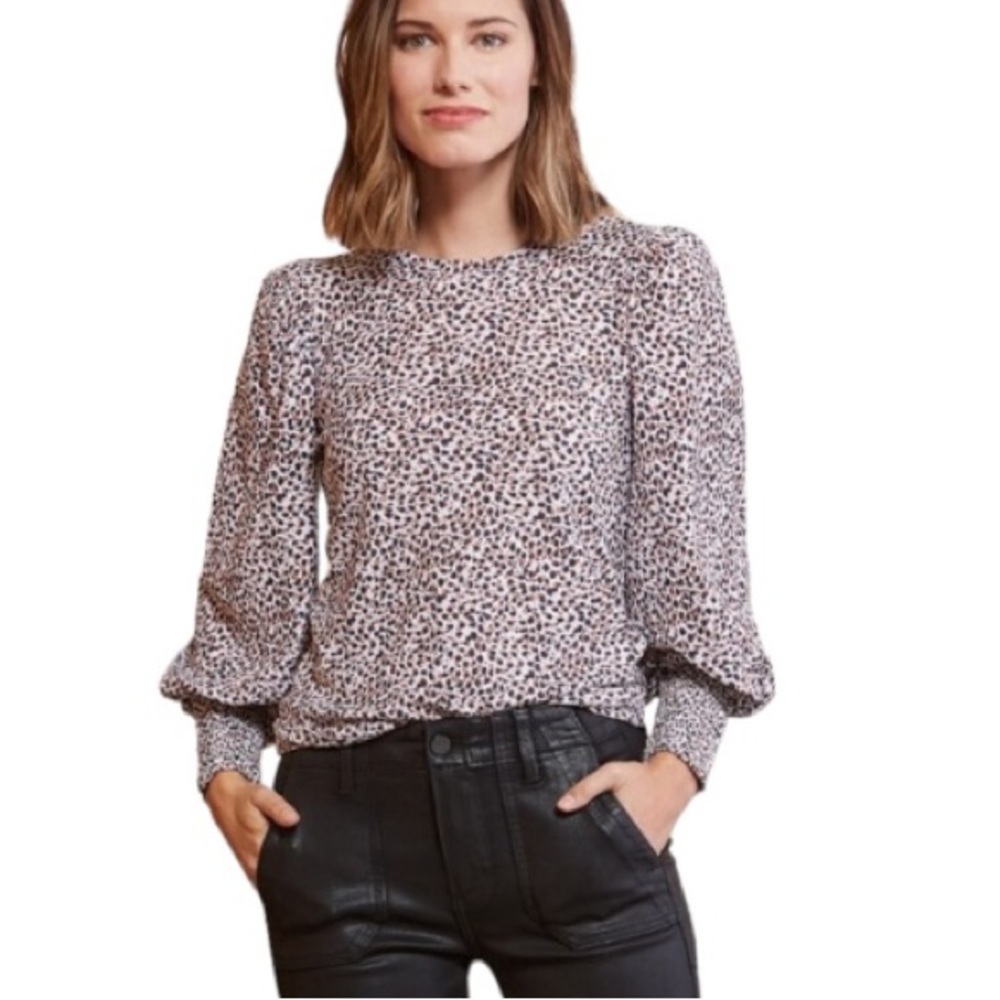 Nation LTD Loren Spotted Smocked Puff Balloon Sleeve Tee - XS